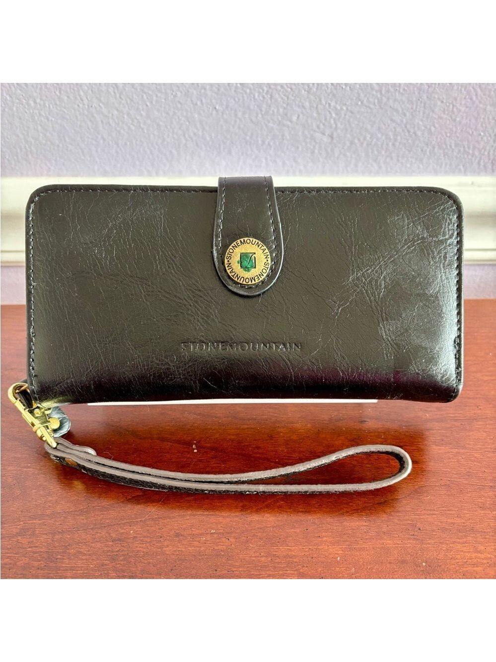 Stone Mountain Black Leather Wristlet | Classic Zip Wallet | Everyday Carry